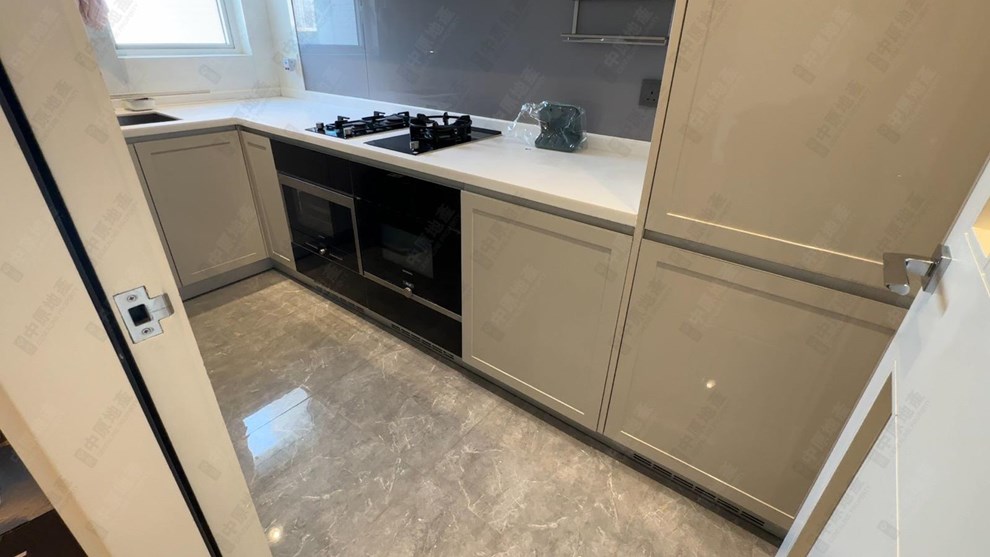 Unit Interior-Kitchen