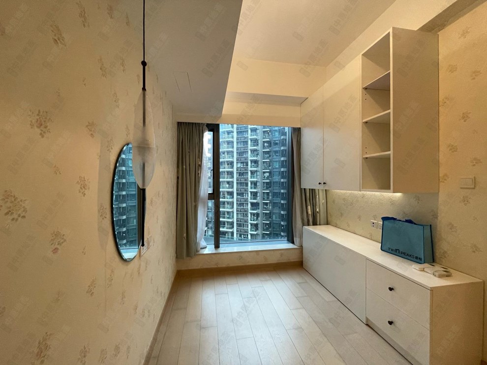 Unit Interior-Master Bedroom