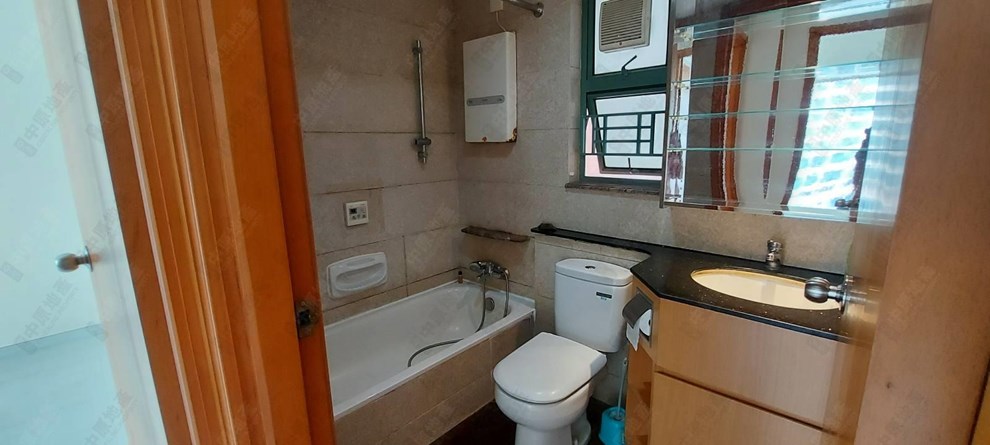 Unit Interior-Bathroom