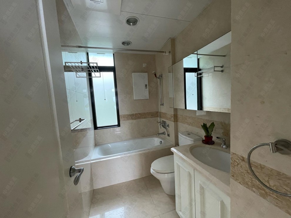 Unit Interior-Bathroom