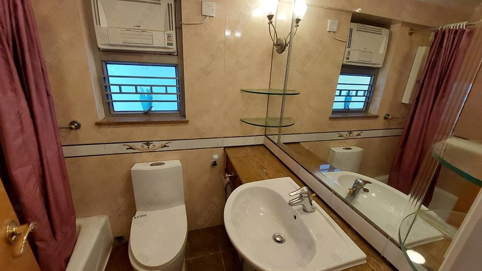 Unit Interior-Bathroom