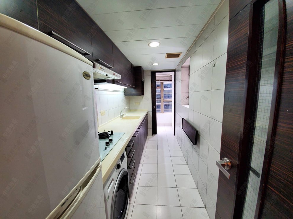 Unit Interior-Kitchen