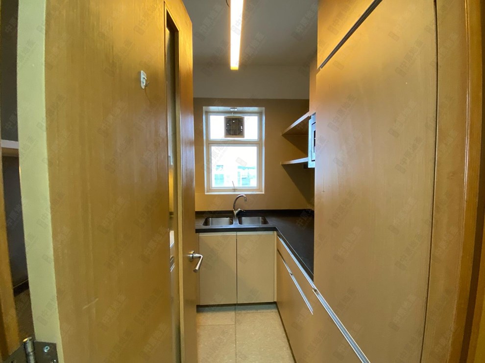 Unit Interior-Kitchen
