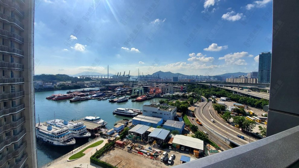 Nearby Environment-Nearby View