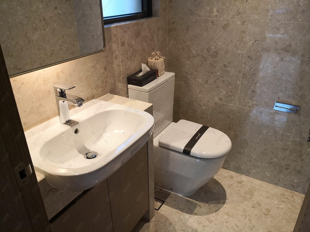 Unit Interior-Washroom