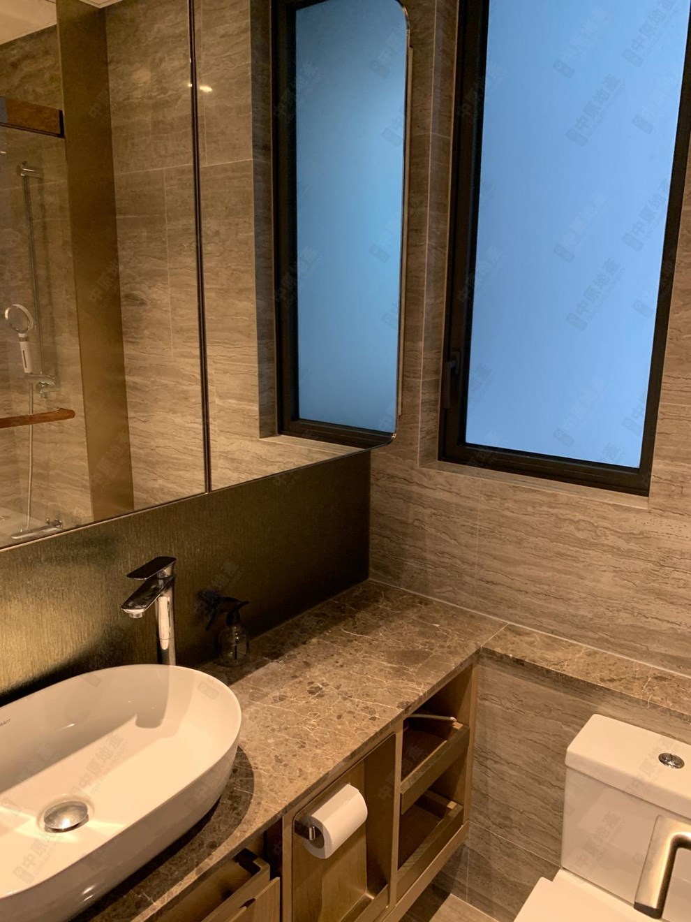 Unit Interior-Washroom
