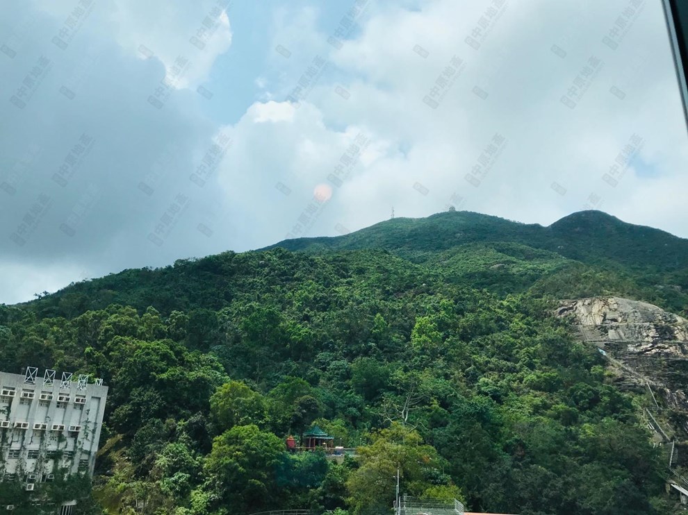 窗外景觀-由睡房