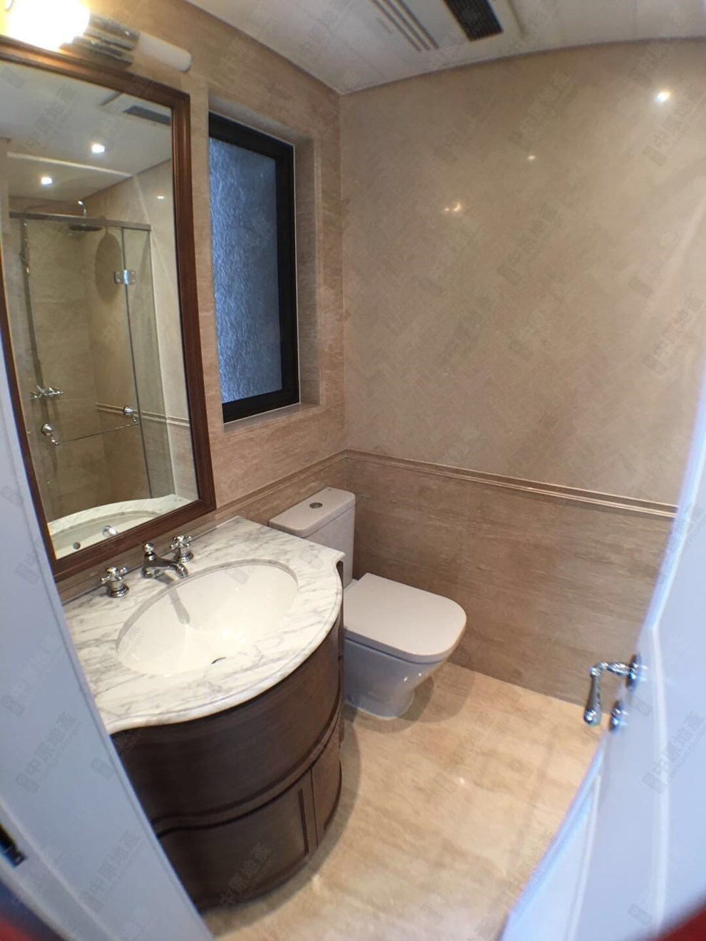 Unit Interior-Bathroom