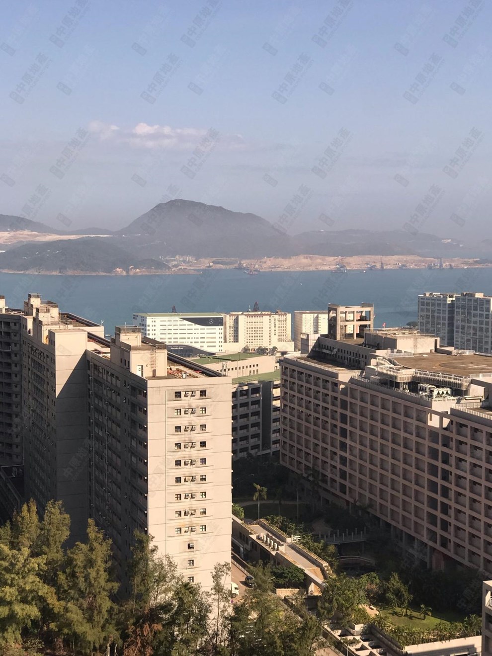 Nearby Environment-Nearby View