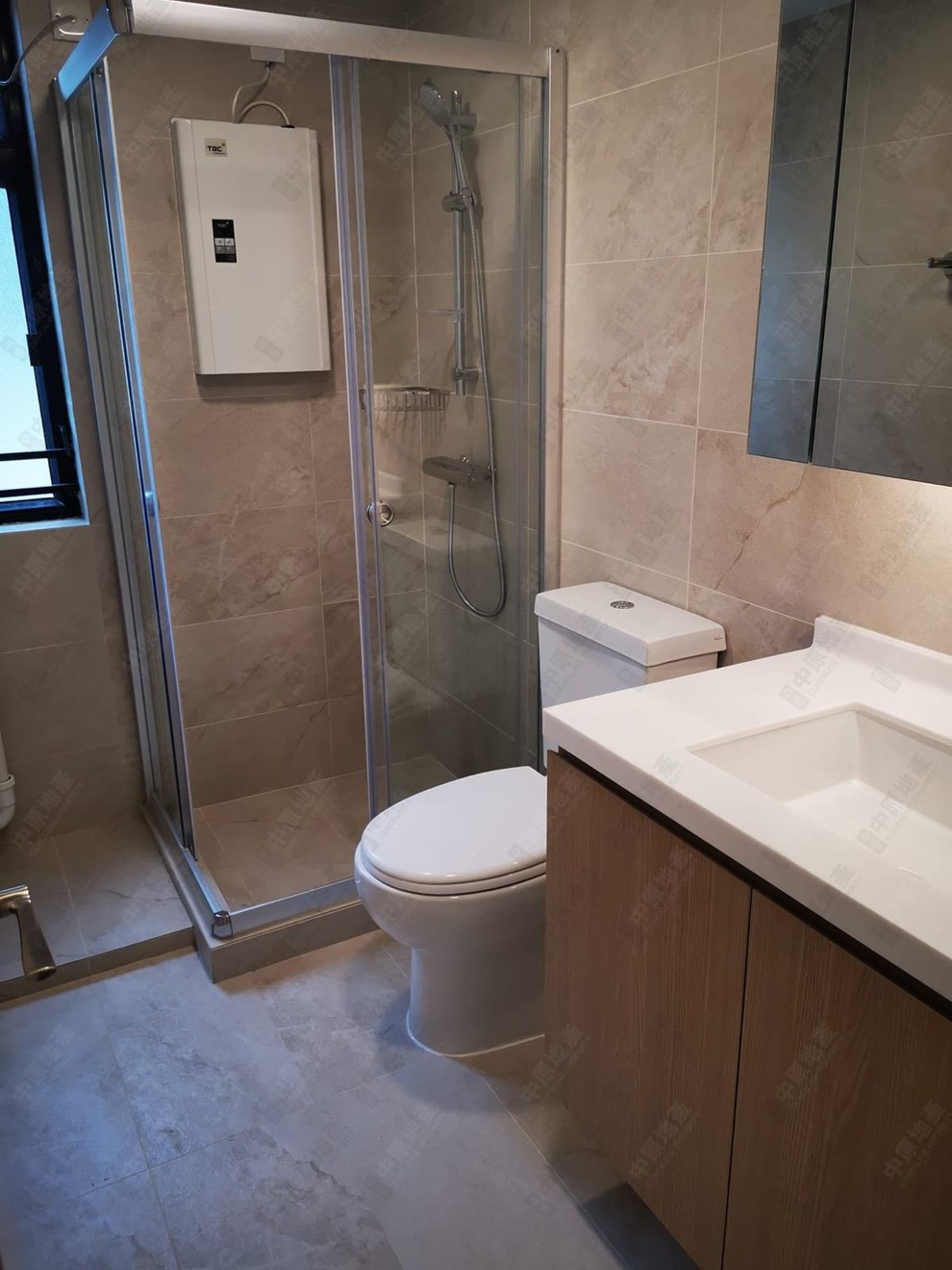 Unit Interior-Bathroom