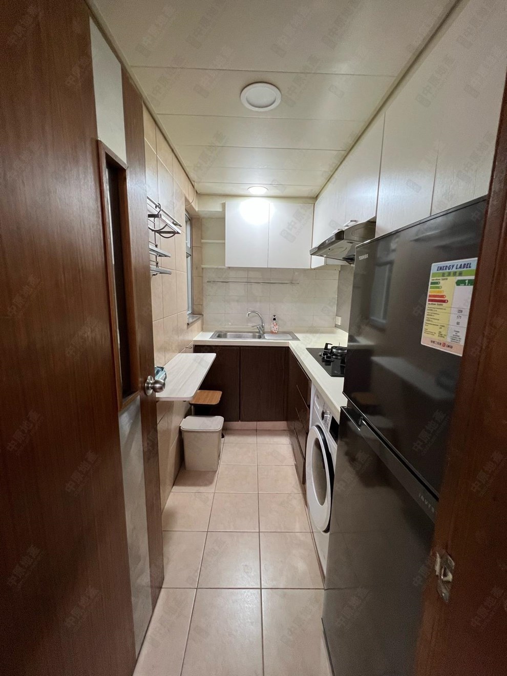 Unit Interior-Kitchen