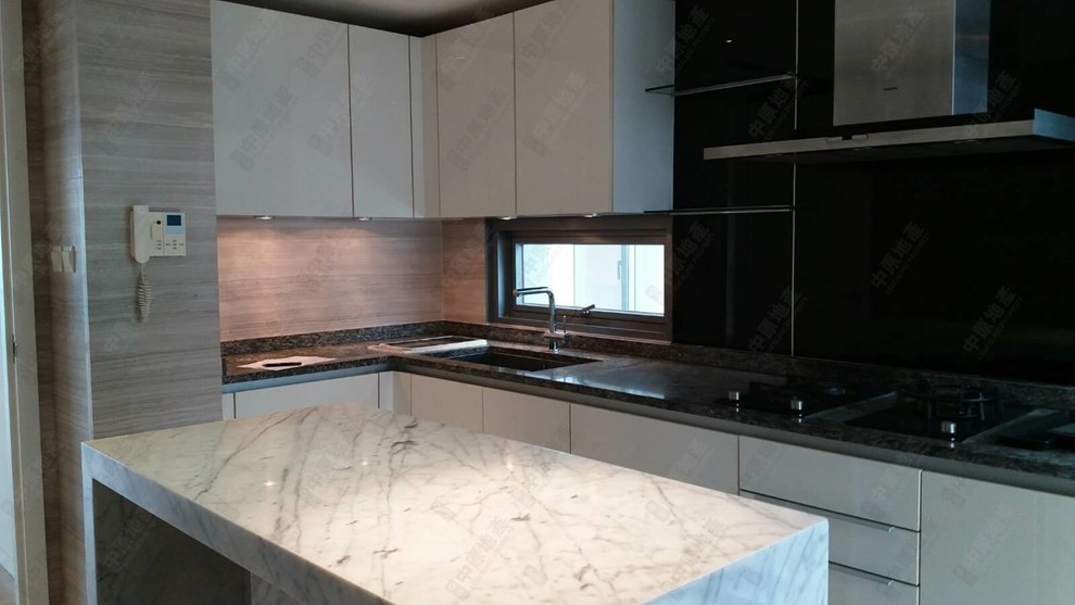 Unit Interior-Kitchen