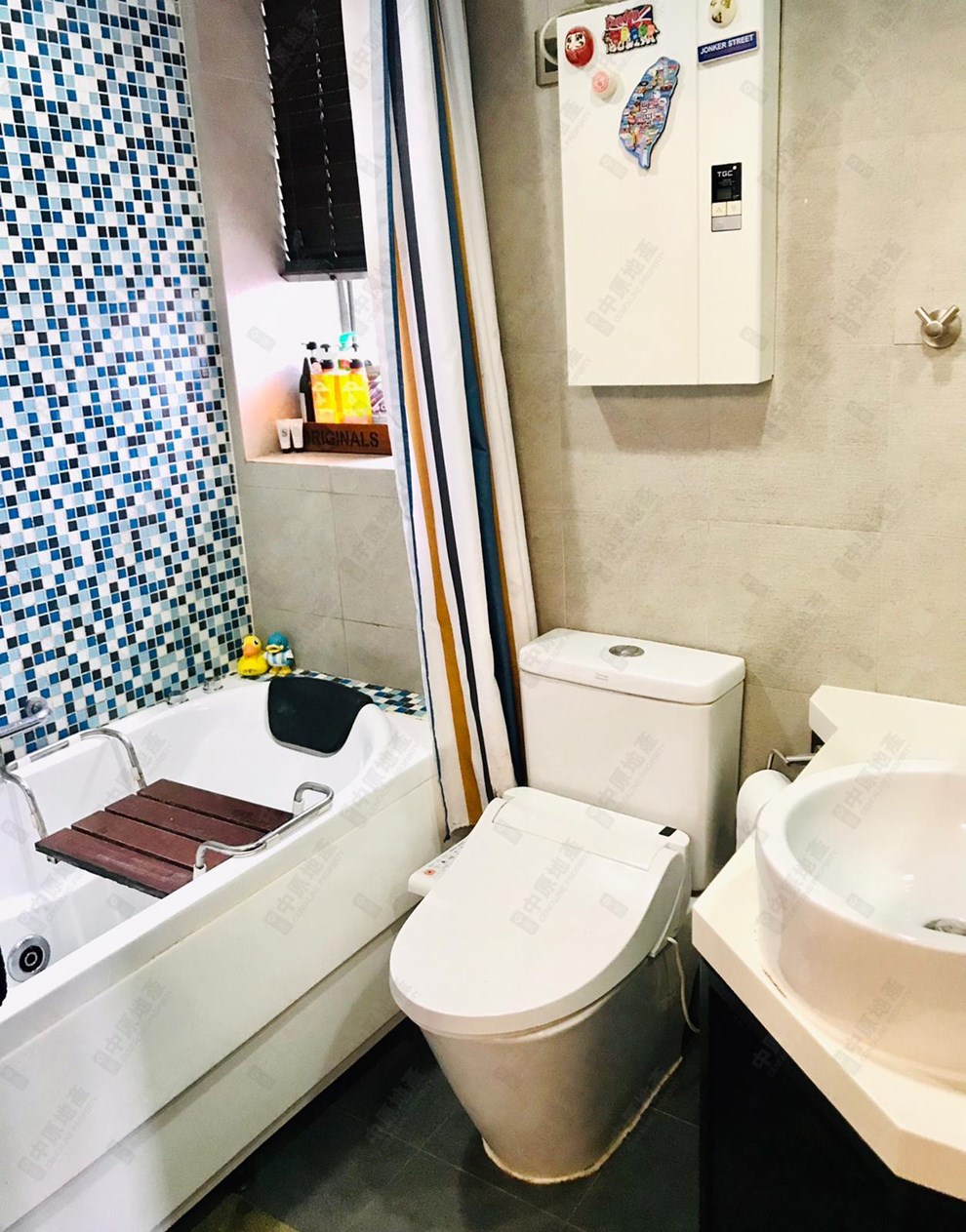 Unit Interior-Washroom