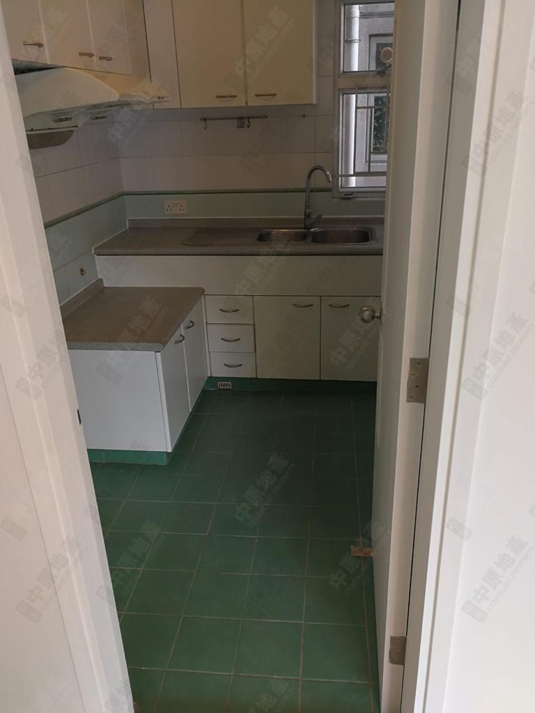 Unit Interior-Kitchen