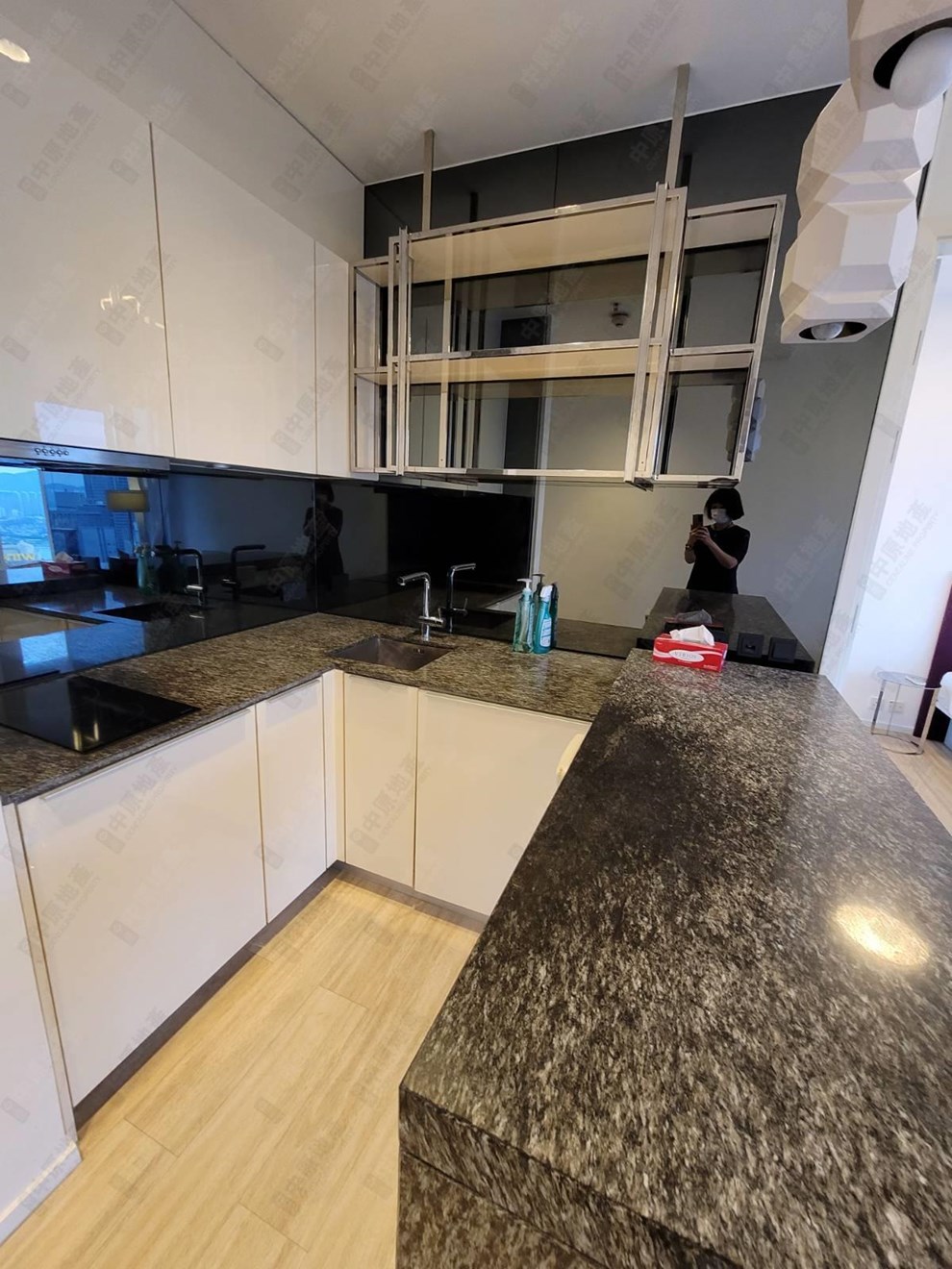 Unit Interior-Kitchen