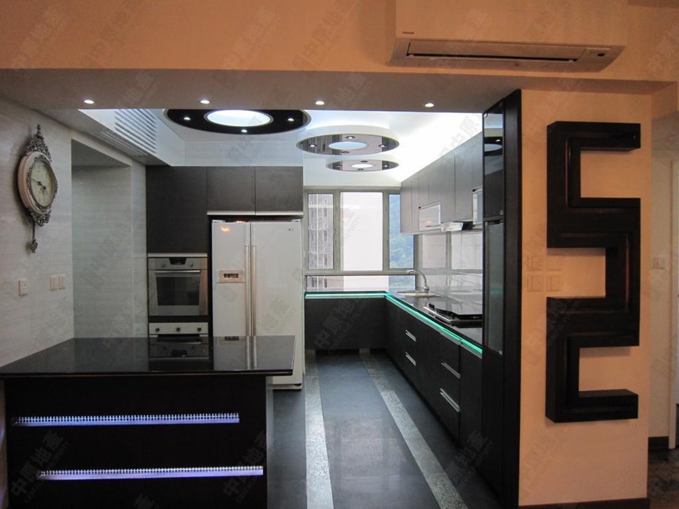 Unit Interior-Kitchen