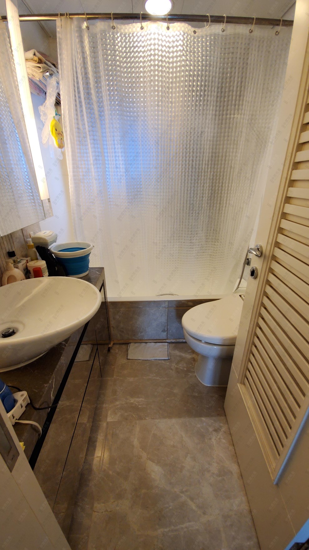 Unit Interior-Master Bathroom