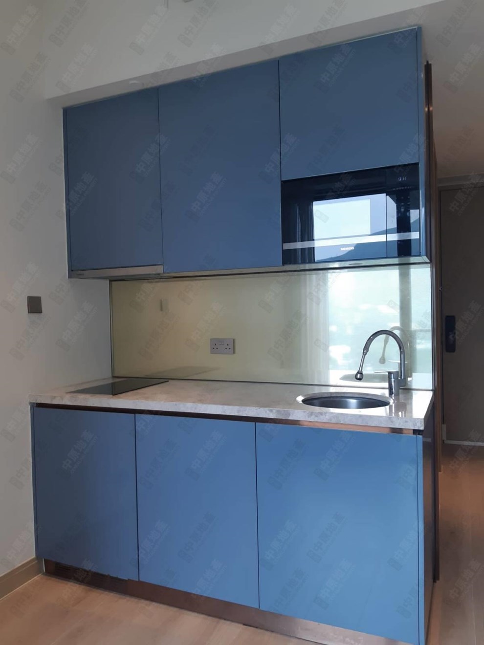 Unit Interior-Kitchen