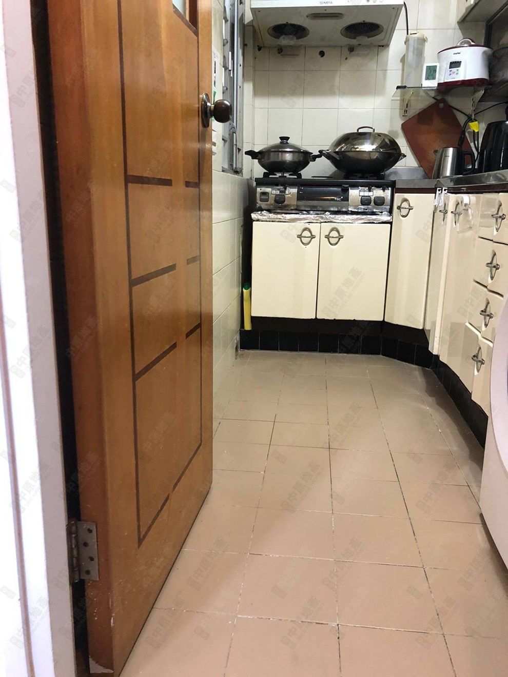 Unit Interior-Kitchen